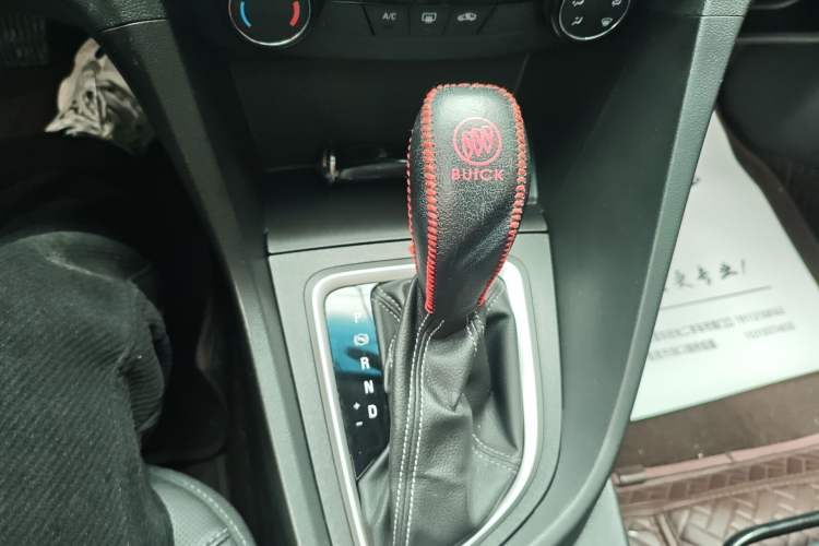 Used Buick GT 2021 1.3T Automatic Mild Hybrid Elite Version Gear Lever