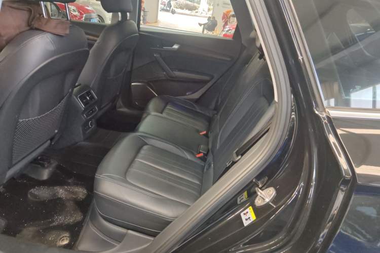 Used Audi Q5L 2020 Updated 40 TFSI Prestige Fashion Edition
