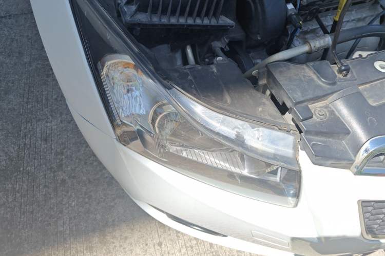 Used Chevrolet Cruze 2011 1.6L SE Automatic Right Front Headlight