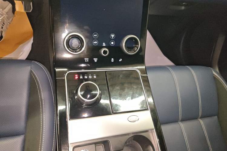 Used Land Rover Range Rover Velar 2020 P250 R-DYNAMIC S
