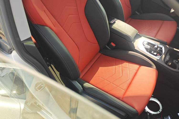 Used BMW 2 Series 2025 225L M Sport Package Right Front Seat