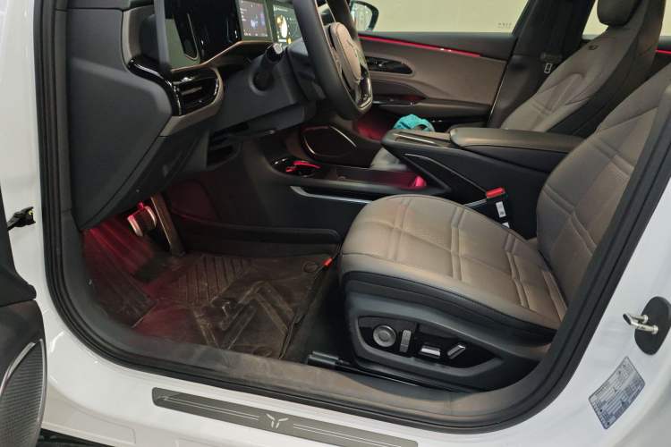 Used Hongqi EH7 2024 690 Pro