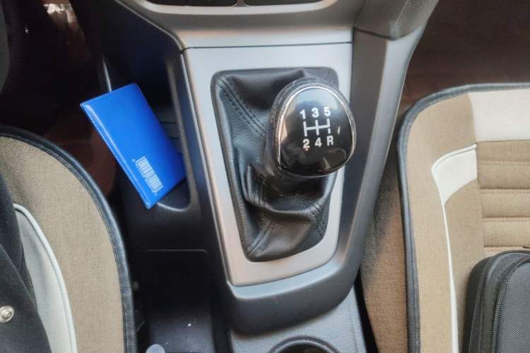 Used Ford Focus 2012 Hatchback 1.6L Manual Comfort Model
