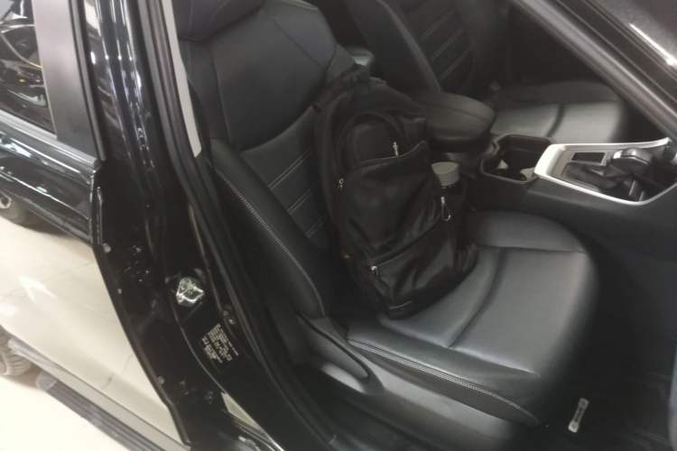 Used Toyota RAV4 2020 2.0L CVT Two-Wheel Drive Fashion PLUS Edition