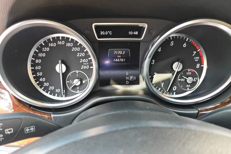 Used Mercedes-Benz M-Class 2014 ML 400 4MATIC Dynamic Model
