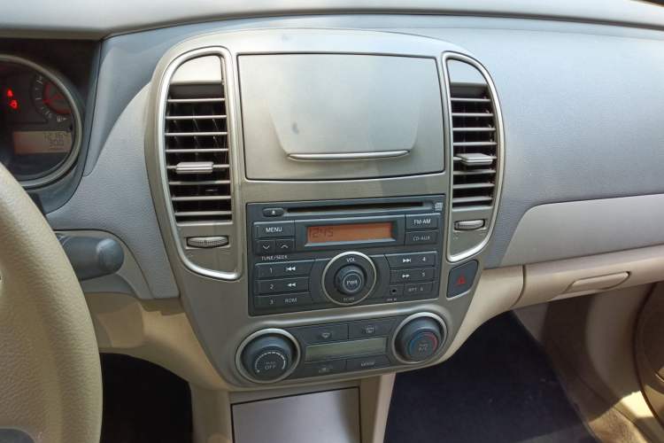 Used Nissan Sylphy 2012 Classic 1.6XE Manual Comfort Edition