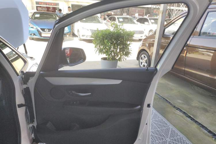 Used BMW 2 Series Active Tourer 2016 218i Leading Model
