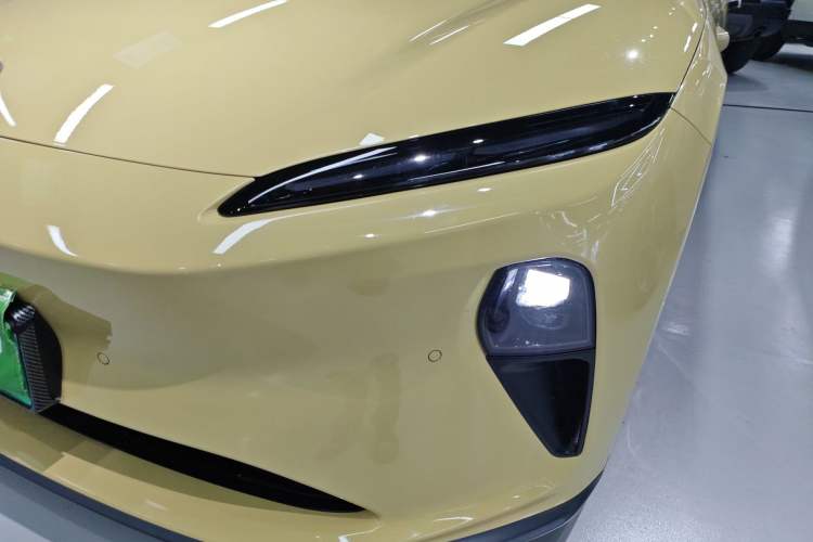 Used Nio ET5T 2024 75kWh Touring Left Front Headlight