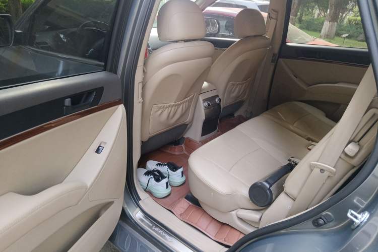 Used Hyundai Veracruz 2009 3.8L Comfort Edition
