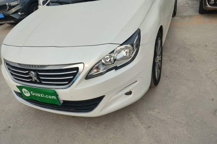 Used Peugeot 408 2014 1.8L Automatic Luxury Edition Left Front Headlight