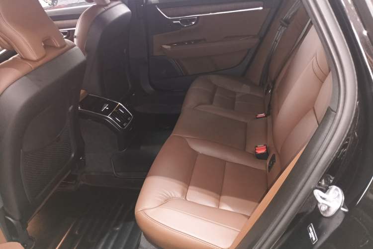 Used Volvo S90 2022 B5 Zhiyuan Luxury Edition