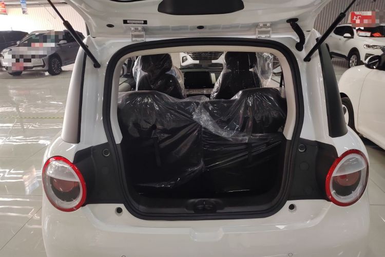 Used CHANGAN NEVO Lumin 2026 Model Treasure Edition 205km Passionate Beige Ningde Trunk