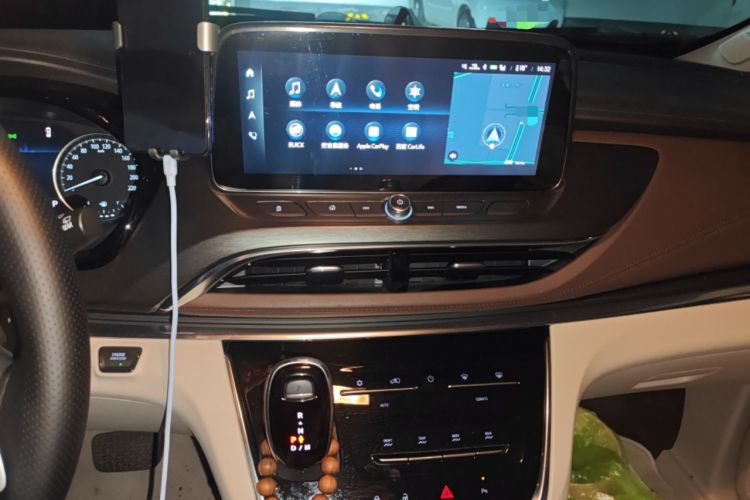 Used Buick GL8 2023 Land Executive Class Smart Enjoyment Model Audio And AC Panel