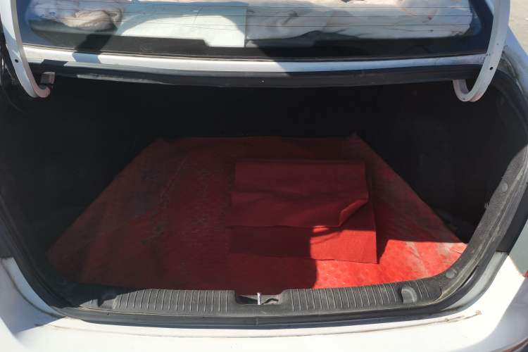 Used Kia K2 2015 Sedan 1.4L MT GLS
