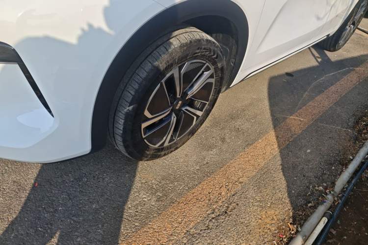 Used Geely Galaxy Galaxy Xingjian 7 EM-i 2025 120km Launch+ Version