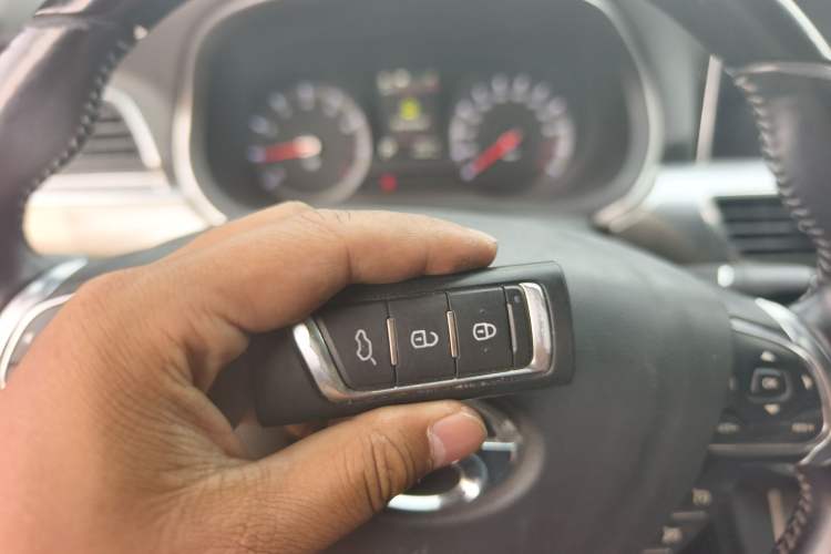 Used GAC Trumpchi GA8 2017 280T Deluxe Edition
