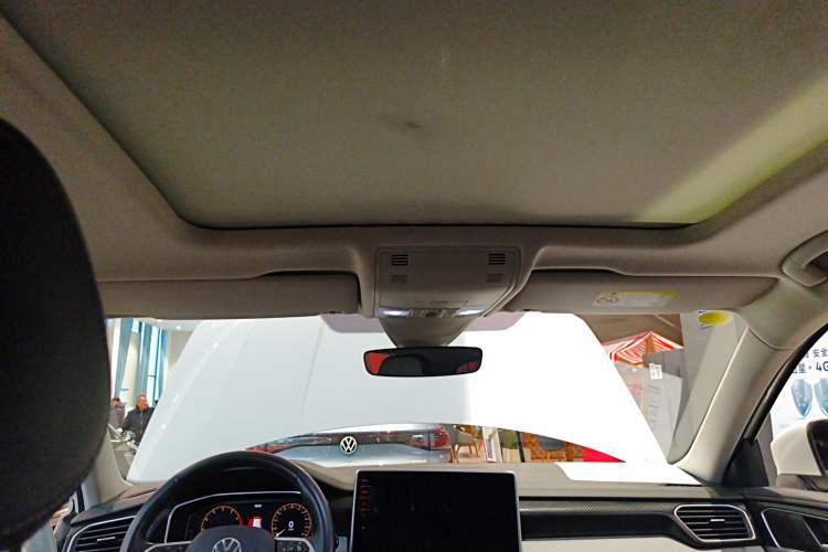 Used Volkswagen Tayron 2023 300TSI Two-Wheel-Drive Luxury Plus Advanced Edition
