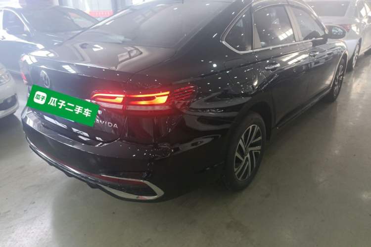 Used Volkswagen Lavida 2024 1.5L Automatic Starry Sky 5 Million Edition Rear Right 45 Deg