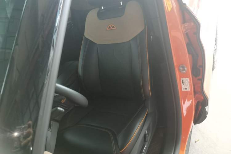 Used Ford Explorer 2024 2.3T EcoBoost Kunlun Peak Edition 7-Seater
