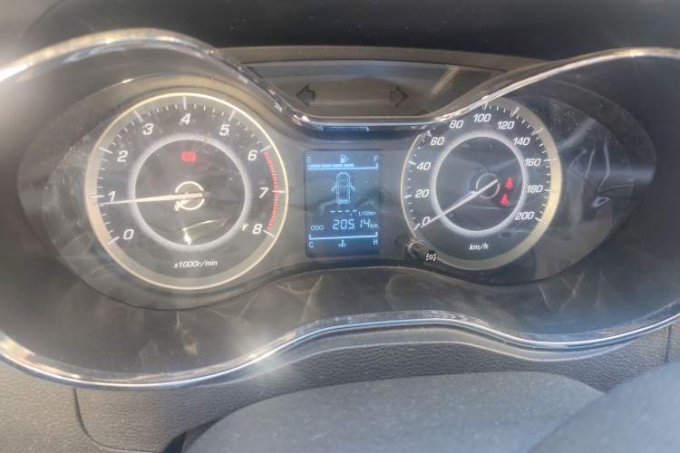 Used Baojun 560 2016 1.8L Manual Value Edition
