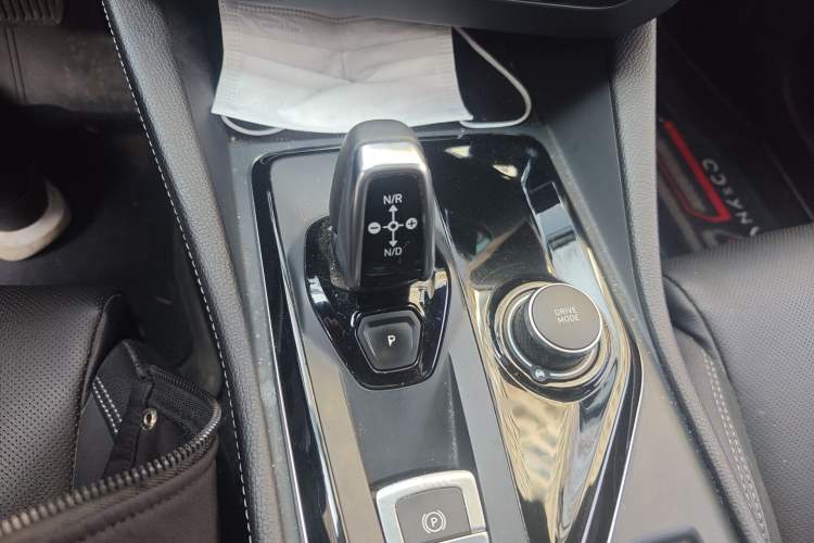 Used Lynk & Co 03 2021 1.5TD DCT Jing Champion Edition Gear Lever