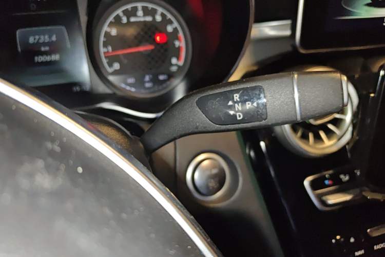 Used Mercedes-Benz GLC AMG 2017 AMG GLC 43 4MATIC Special Edition Gear Lever