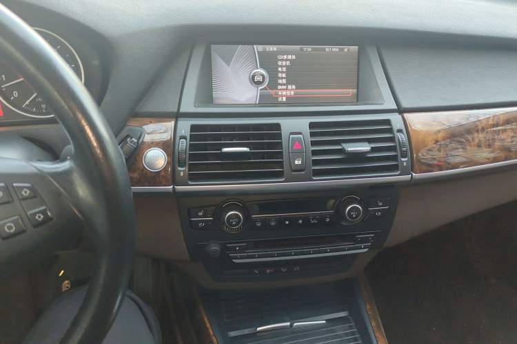 Used BMW X5 2011 xDrive35i Leading Model Audio And AC Panel