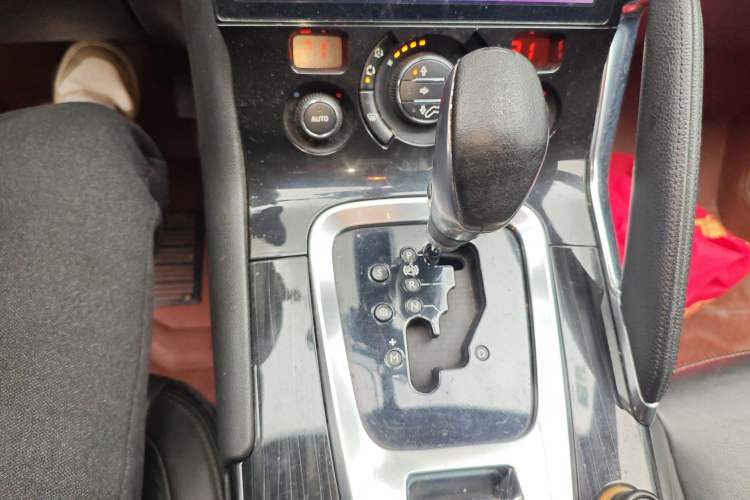 Used Peugeot 3008 2013 1.6THP Automatic Trend Edition
