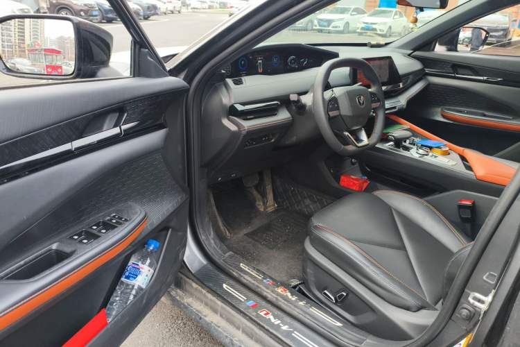 Used CHANGAN UNI-V 2023 1.5T Prestige Model Driver Seat