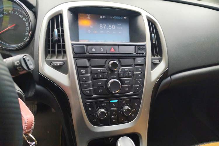 Used Buick GT 2014 XT 1.6L Automatic Fashion Edition