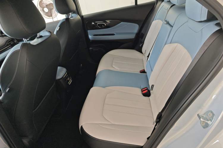 Used GAC Trumpchi EMPOW 2023 Shadow Leopard H Smart Hybrid Edition