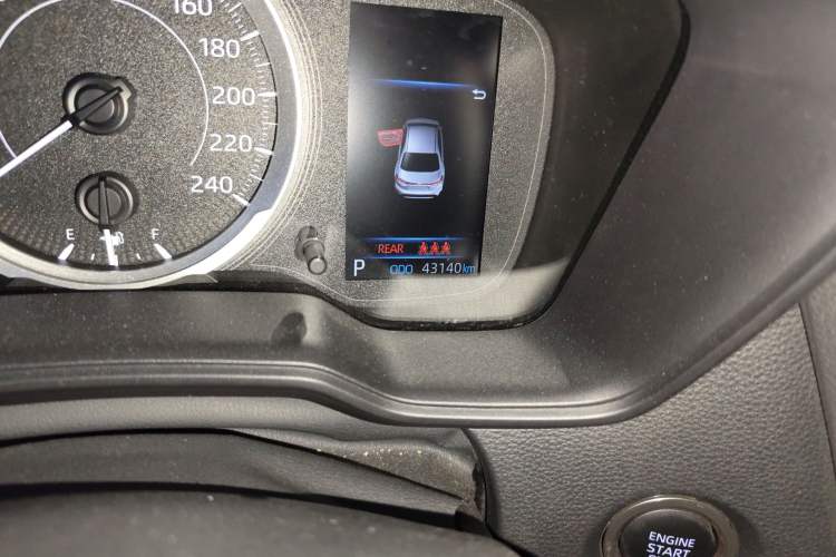 Used Toyota Levin 2021 185T CVT Luxury Edition
