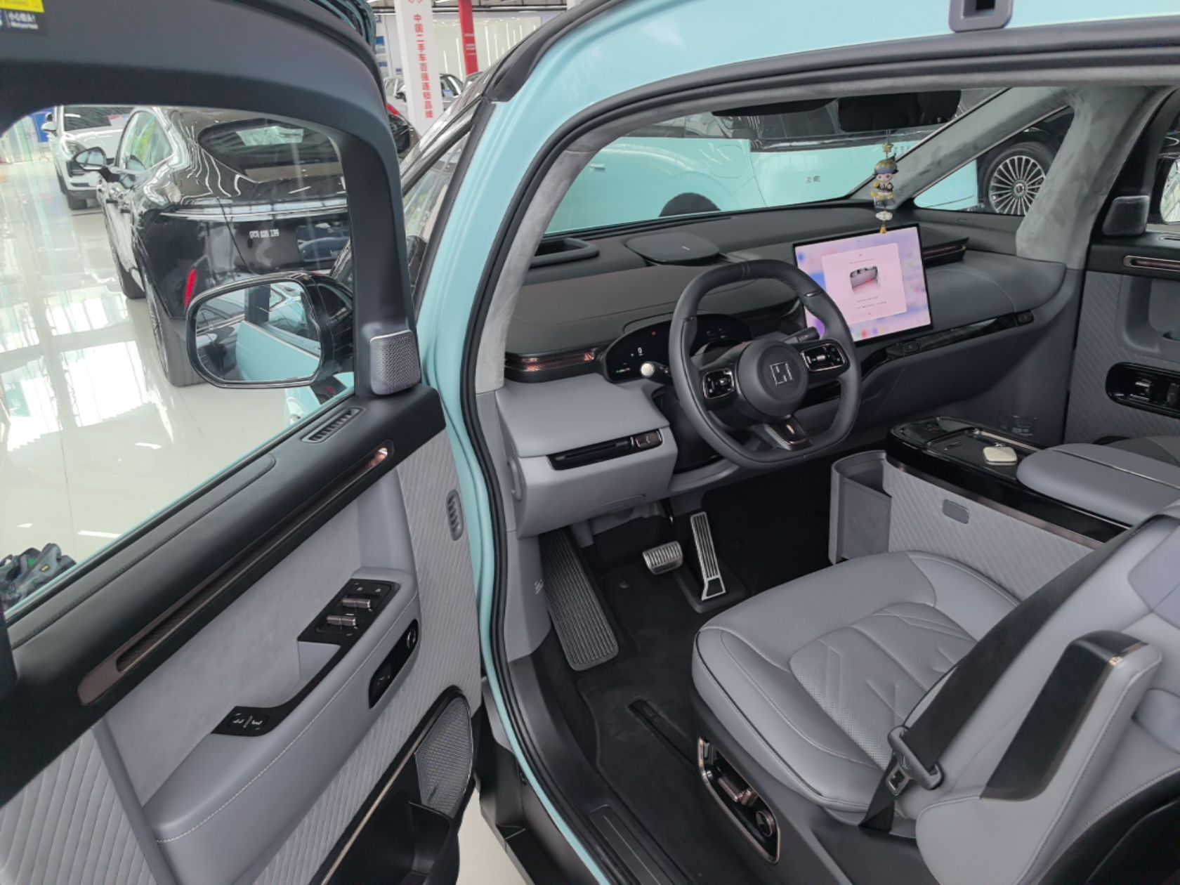 Zeekr MIX 2025 Intelligent Driving Version — снимка 18
