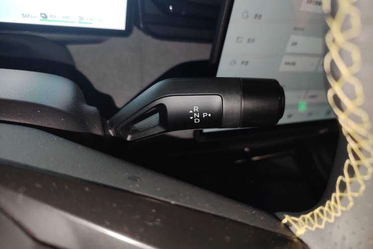 Used Lynk & Co 08 EM-P 2023 120km Long-Range Pro
