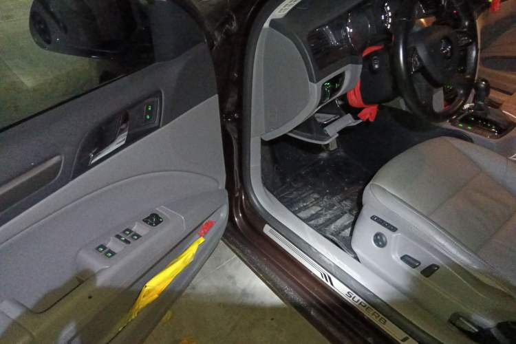 Used Skoda Superb 2013 1.8TSI Automatic Yashi Edition