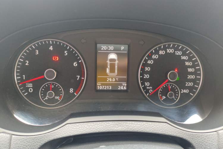 Used Volkswagen Sharan 2016 380TSI Comfort Edition 7-Seater Instrument Cluster