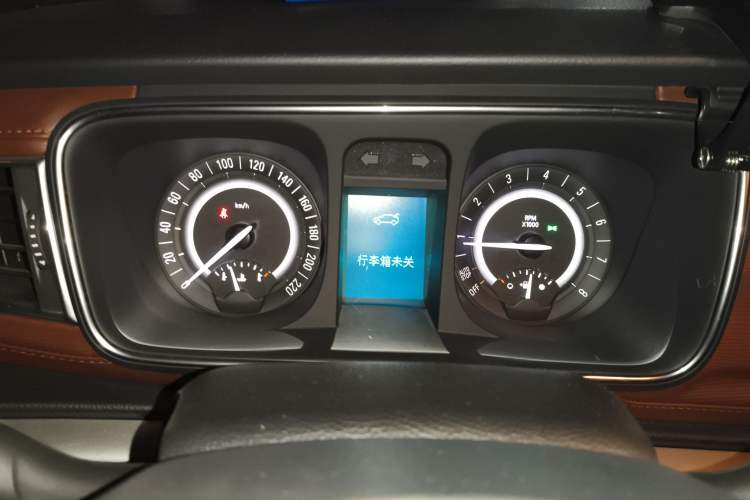 Used Buick GL8 2018 28T Luxury Model China VI Standard Instrument Cluster