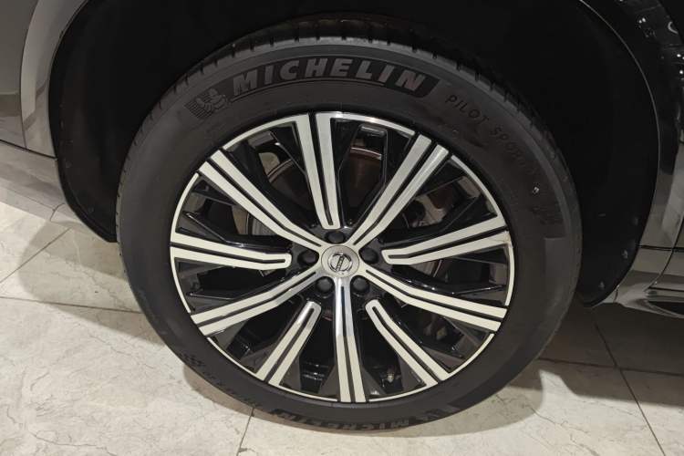 Used Volvo XC90 2022 B6 Zhiyi Luxury Edition 7-Seater
