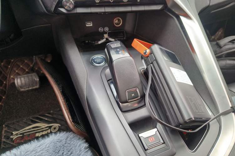 Used Peugeot 5008 2017 380THP 7-Seater Elite Edition Gear Lever