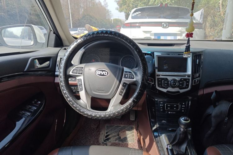 Used BYD Surui 2015 1.5L Manual Luxury Model
