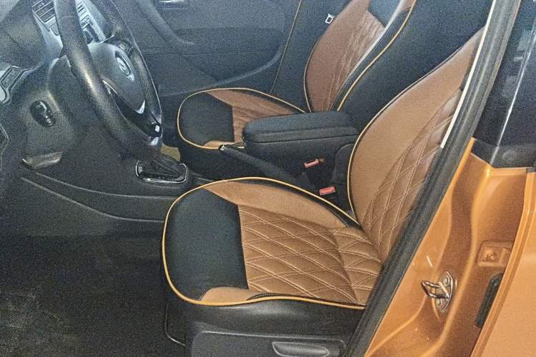 Used Volkswagen Polo 2014 1.6L Cross Polo Automatic