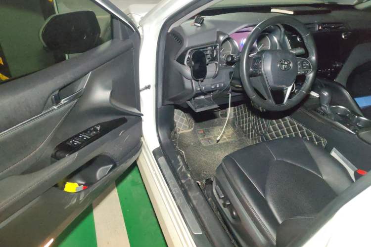 Used Toyota Camry 2019 2.0G Luxury Edition China VI Standard