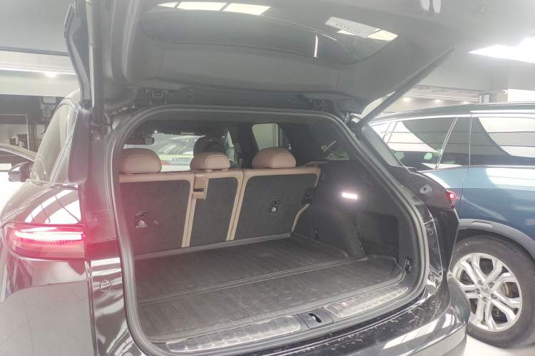 Used Nio ES6 2024 75 kWh
