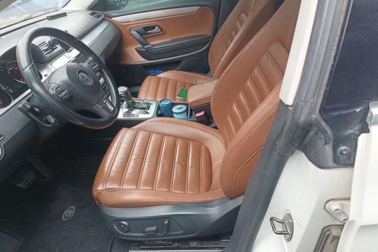 Used Volkswagen FAW-Volkswagen CC 2010 2.0 TSI Luxury Model Left Front Seat