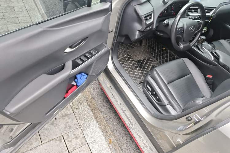 Used Lexus UX 2019 260h Explore-Edition China V Standard