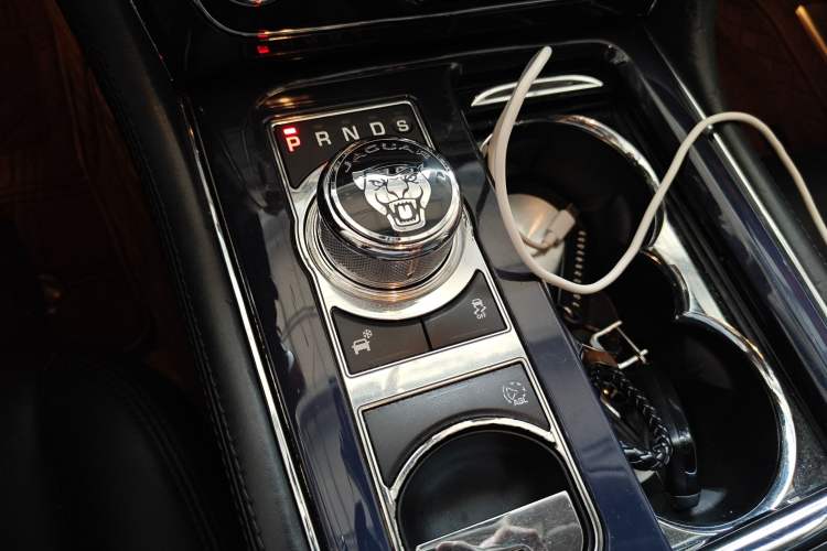 Used Jaguar XJ 2012 XJL 3.0 Panoramic Business Edition