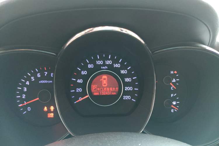Used Kia K2 2012 Sedan 1.6L Automatic Transmission Premium Commemorative Edition Instrument Cluster