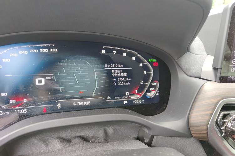 Used BMW X3 2023 xDrive30i Leading Model M Night Edition Package Odometer Close Up