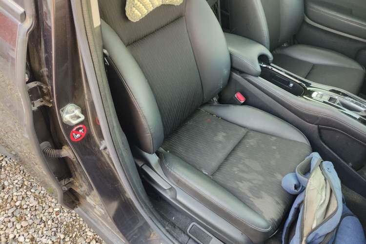 Used Honda Vezel 2022 1.5L CVT Phantom Night Pioneer Edition
