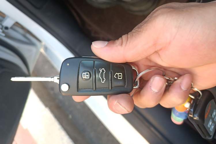 Used Audi A3 2014 Limousine 35 TFSI Automatic Advanced Model Vehicle Key